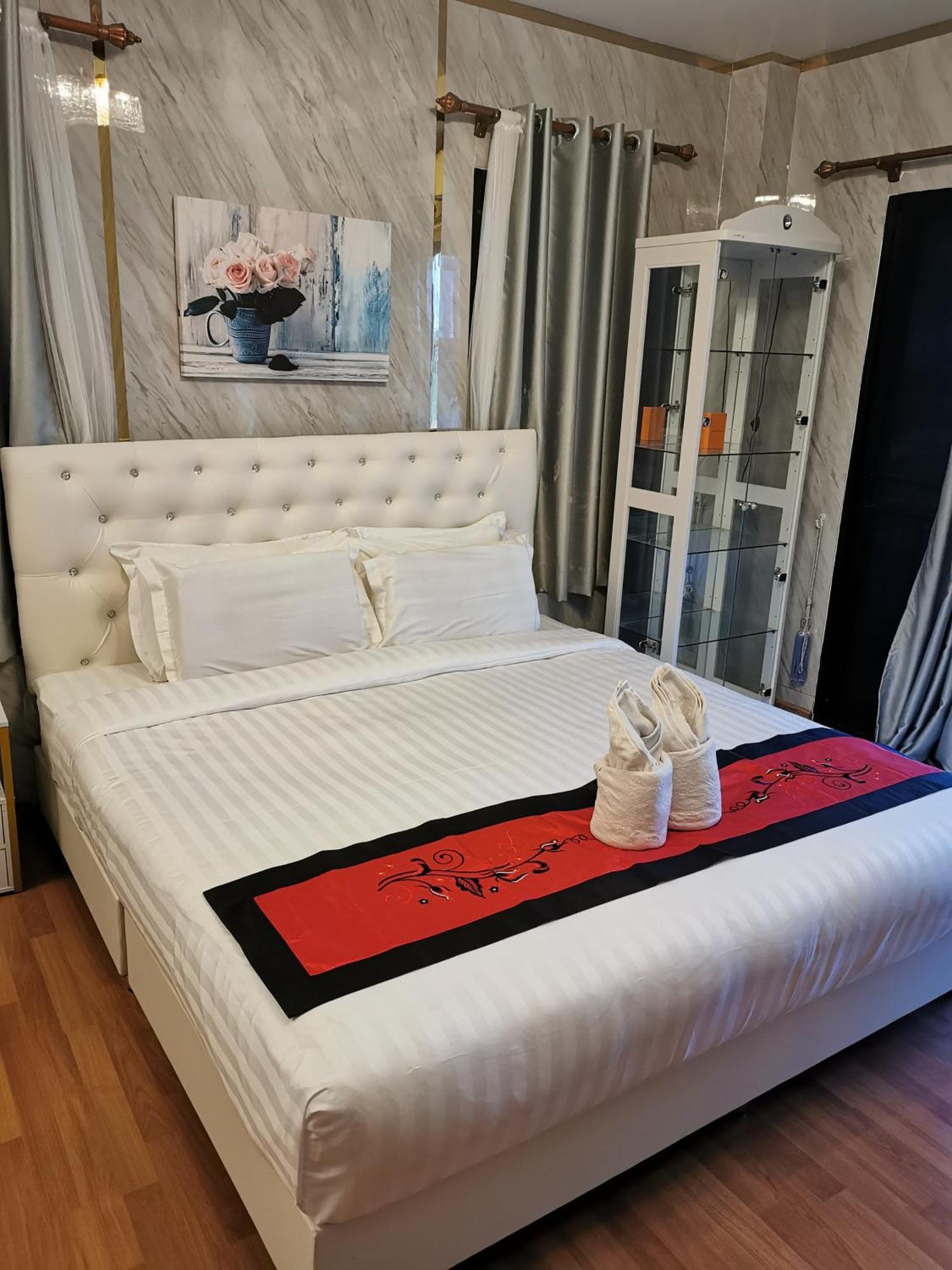 The Star Hotel Udon Thani Room photo