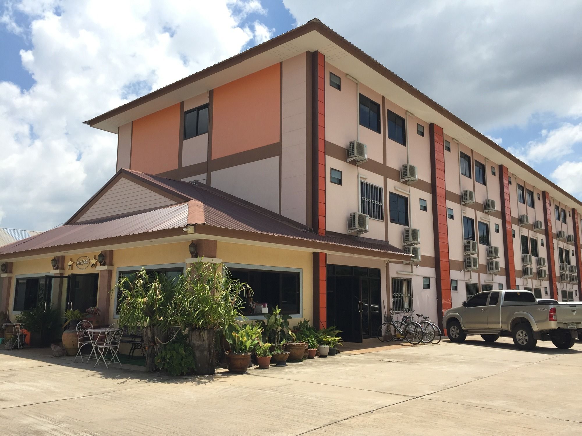 The Star Hotel Udon Thani Exterior photo